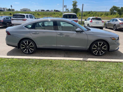 2025 Honda Accord Hybrid Touring