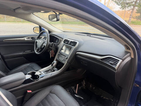 2016 Ford Fusion SE