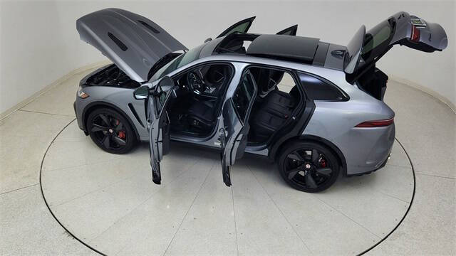 2022 Jaguar F-PACE SVR