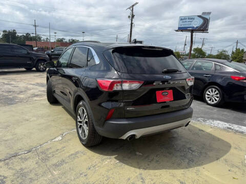 2021 Ford Escape SEL