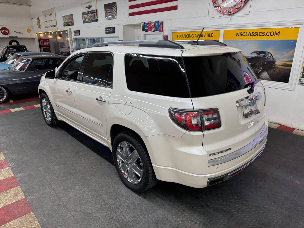 2014 GMC Acadia 3
