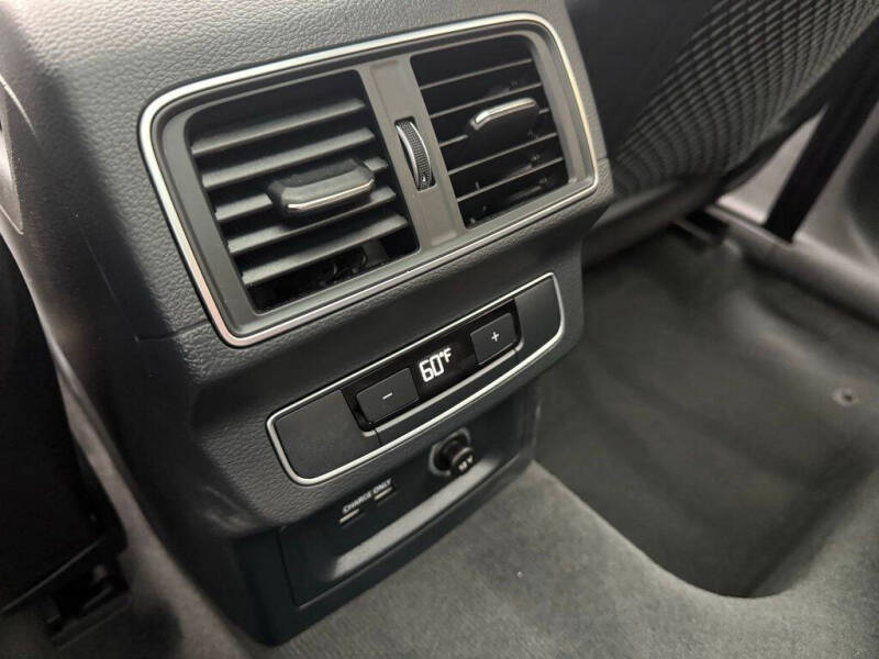 2019 Audi SQ5 3.0T quattro Premium Plus