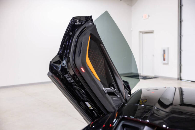 2025 Lamborghini Revuelto