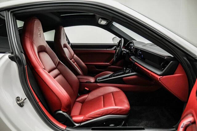 2020 Porsche 911