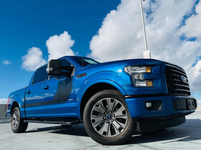 2017 Ford F-150 XLT photo 2