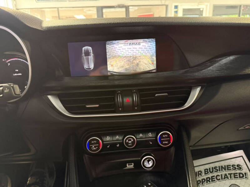 2024 Alfa Romeo Stelvio Sprint