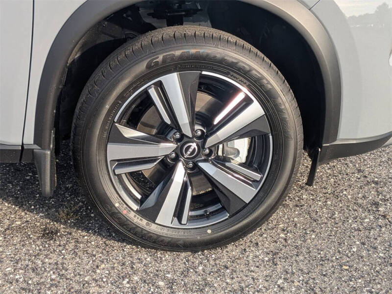 2025 Nissan Rogue SL