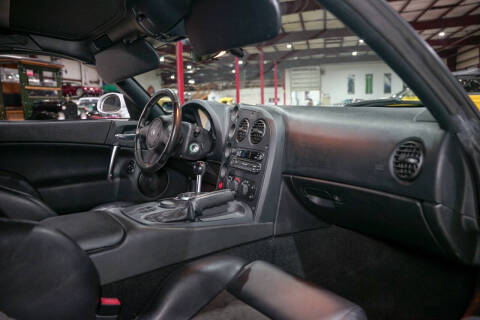 2004 Dodge Viper SRT-10