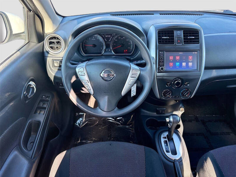 2018 Nissan Versa