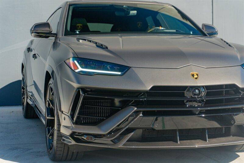 2024 Lamborghini Urus Performante