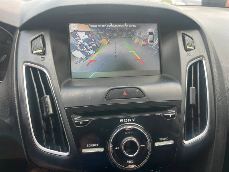 2017 Ford Focus SEL