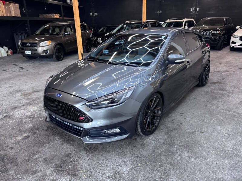 2017 Ford Focus ST