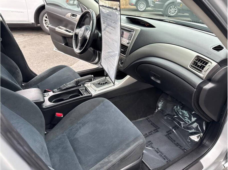 2010 Subaru Impreza 2.5i Premium