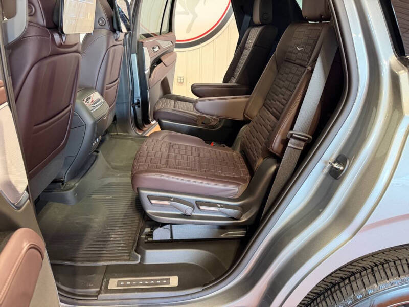 2023 Cadillac Escalade-V