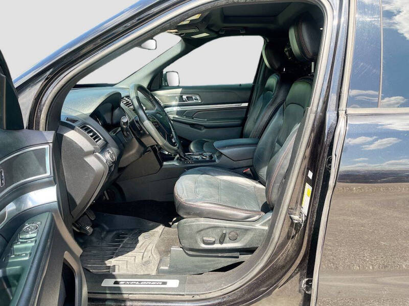 2019 Ford Explorer Sport