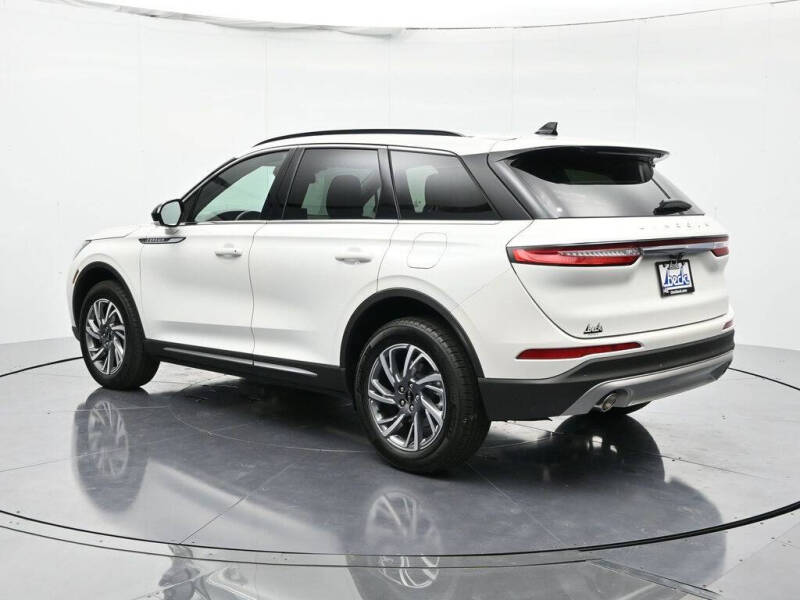 2026 Lincoln Corsair Premiere