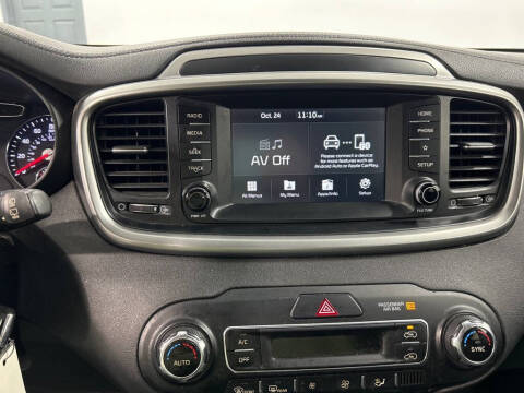 2019 Kia Sorento LX V6