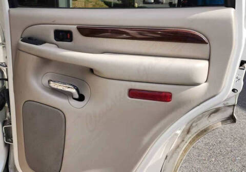 2004 Cadillac Escalade