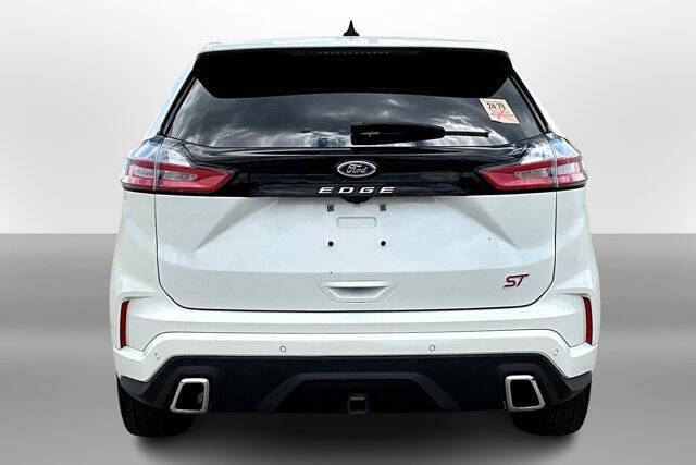 2023 Ford Edge ST
