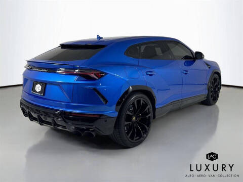 2022 Lamborghini Urus