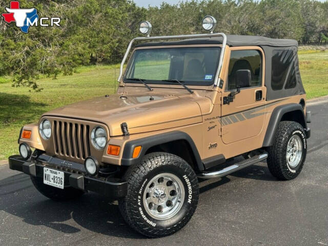 2000 Jeep Wrangler for sale at TMCR LLC in SPICEWOOD, TX