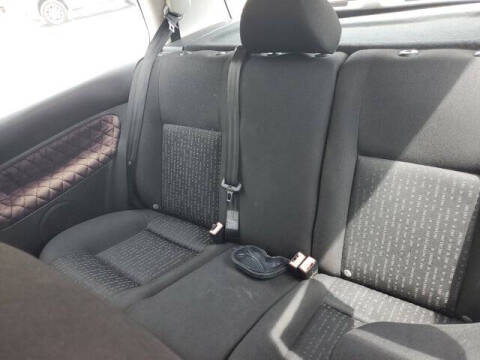 2004 Volkswagen Golf GL