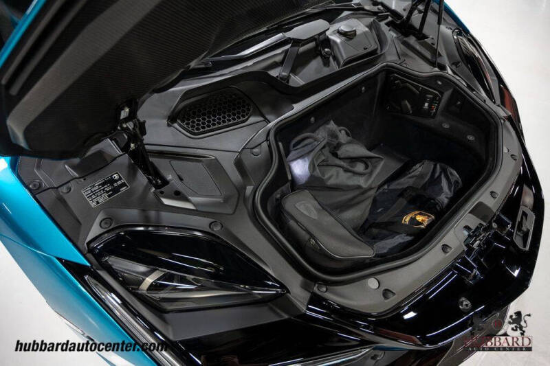 2025 Lamborghini Revuelto