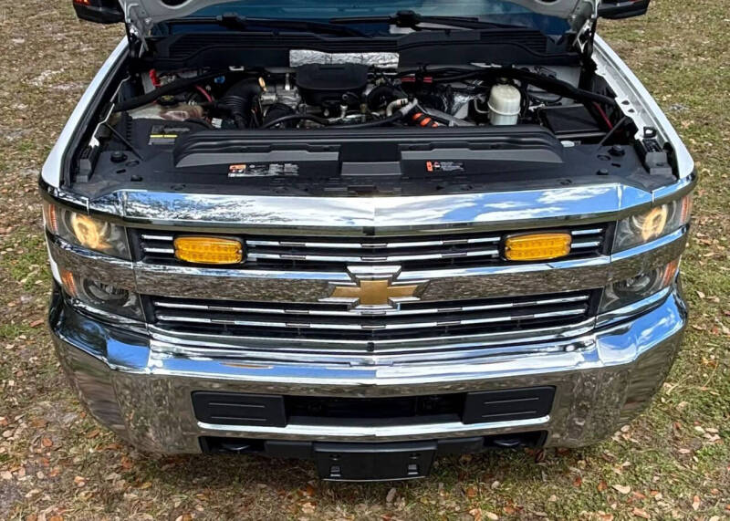 2015 Chevrolet Silverado 3500HD CC