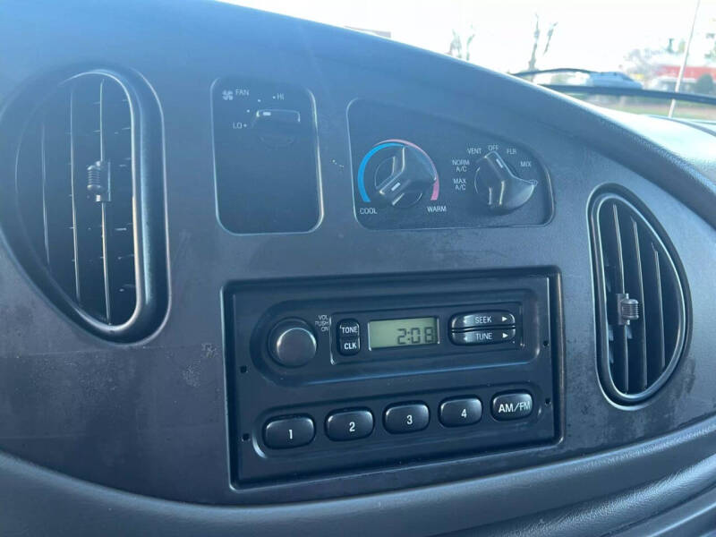 2007 Ford E-Series E-450 SD