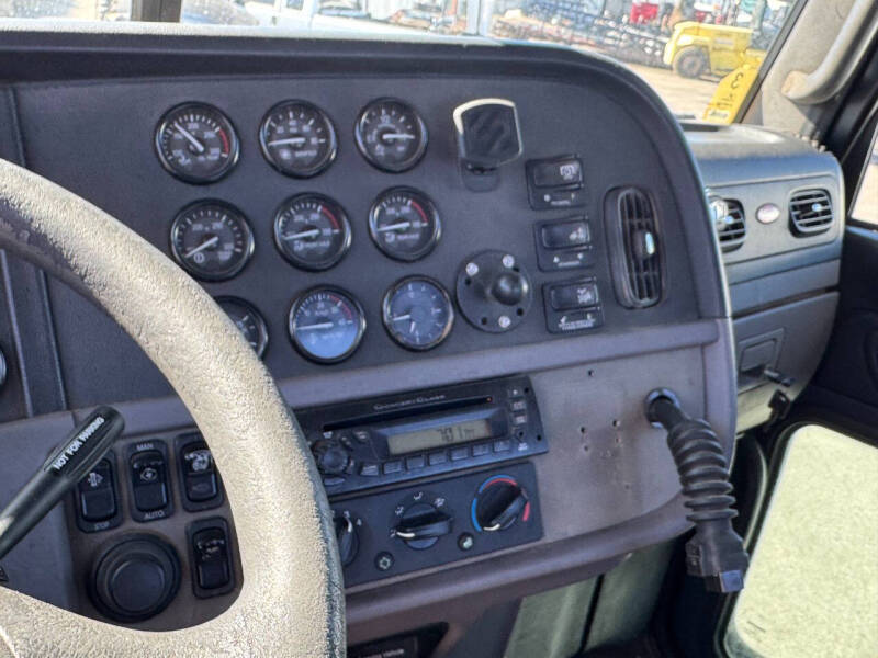 2013 Peterbilt 387
