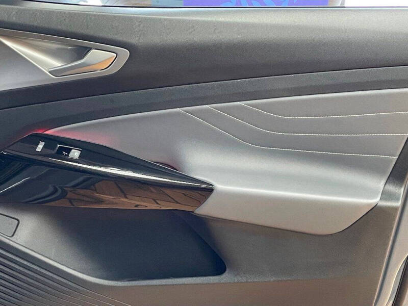 2023 Volkswagen ID.4 Pro S Plus
