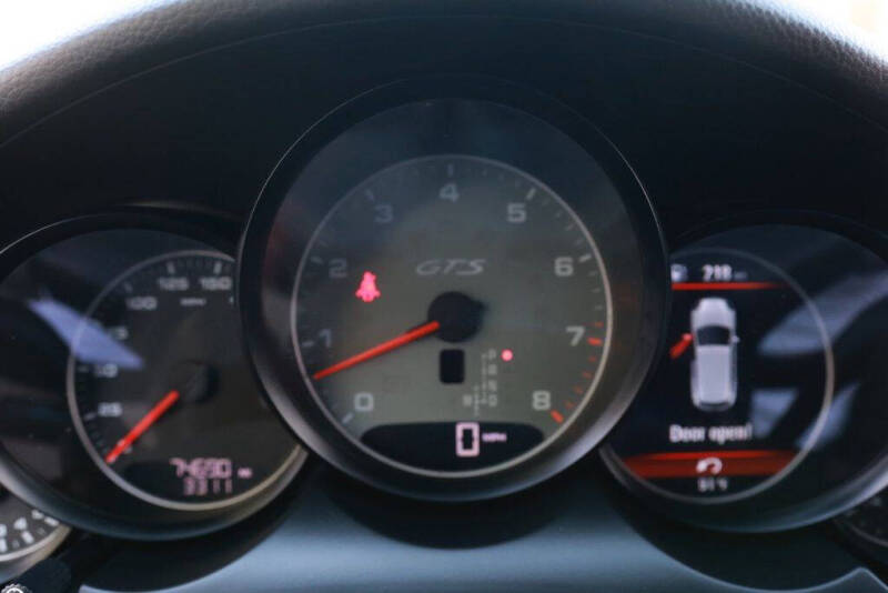 2013 Porsche Cayenne GTS