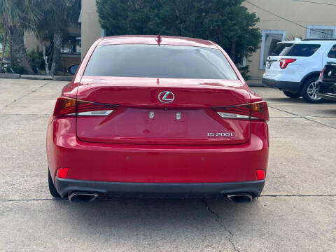 2017 Lexus IS 200t