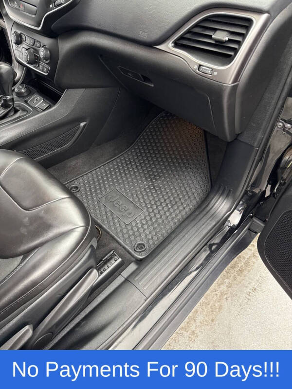 2019 Jeep Cherokee Latitude Plus