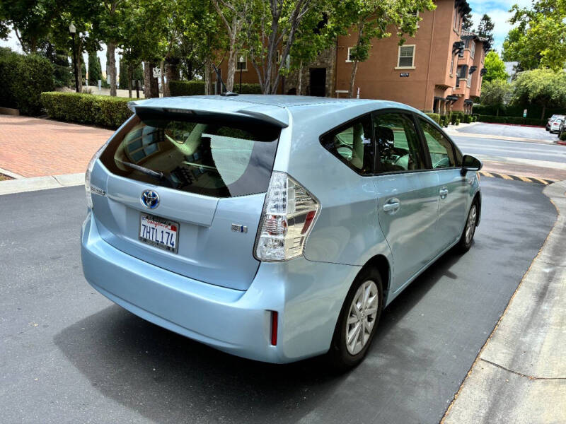 2014 Toyota Prius v Three