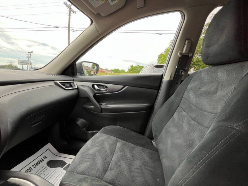 2016 Nissan Rogue S