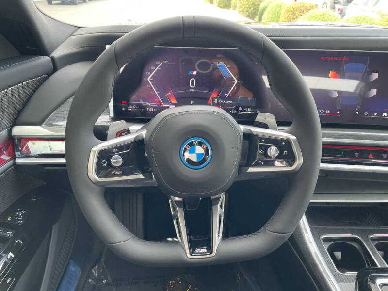 2026 BMW 7 Series 750e xDrive