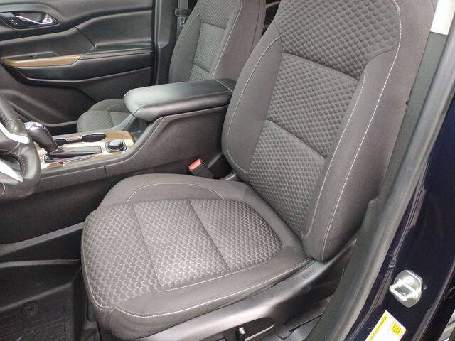 2017 GMC Acadia SLE-2