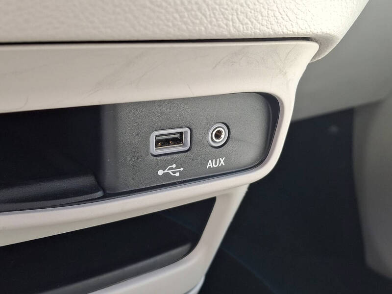 2017 Chrysler Pacifica Hybrid Touring Plus