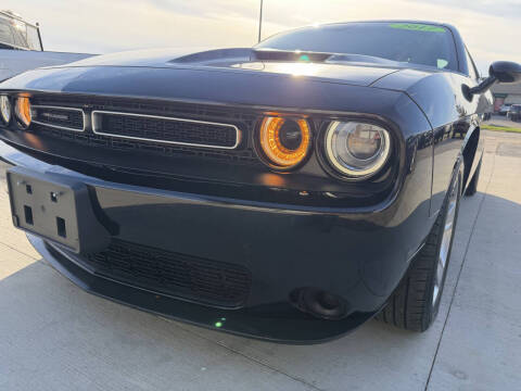 2017 Dodge Challenger SXT