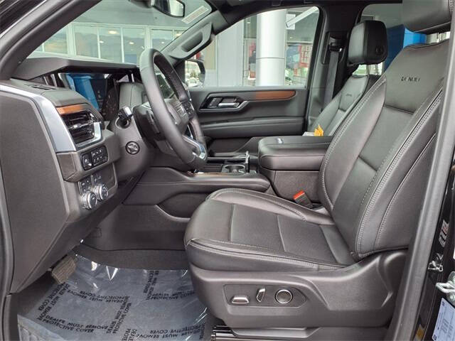 2025 GMC Yukon XL Denali