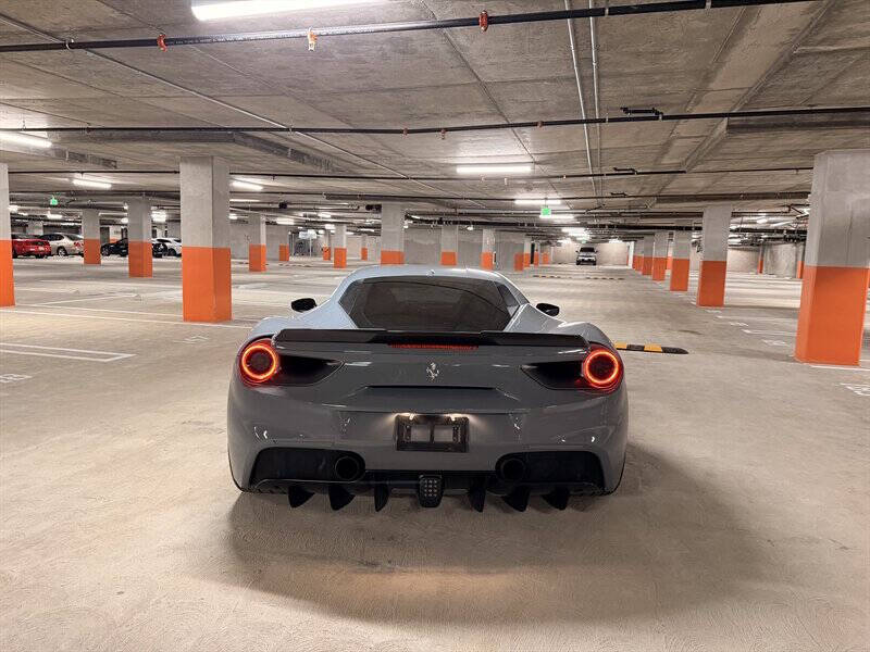 2016 Ferrari 488 GTB