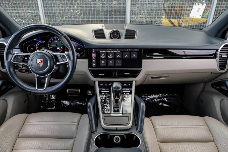 2019 Porsche Cayenne S
