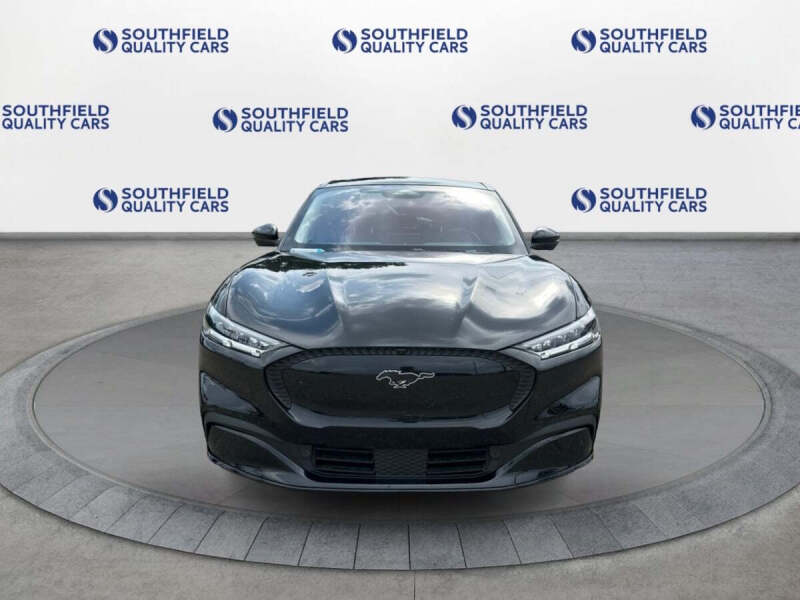 2021 Ford Mustang Mach-E California Route 1