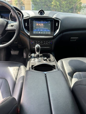 2018 Maserati Ghibli