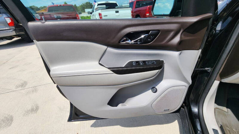 2017 GMC Acadia SLT-1