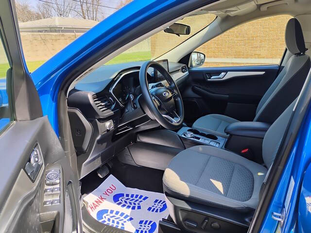 2020 Ford Escape SE
