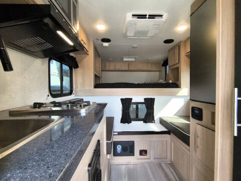 2026 Travel Lite UPCOUNTRY 775U