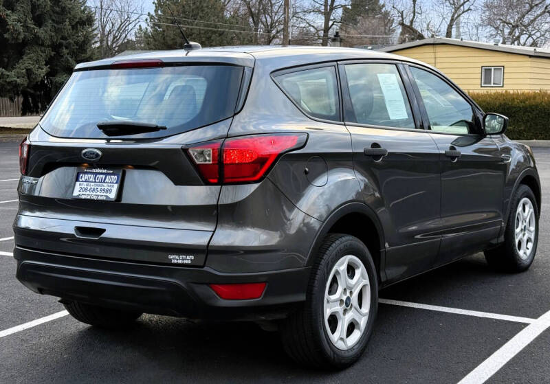 2019 Ford Escape S