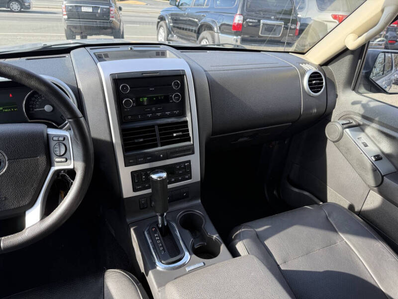 2010 Mercury Mountaineer